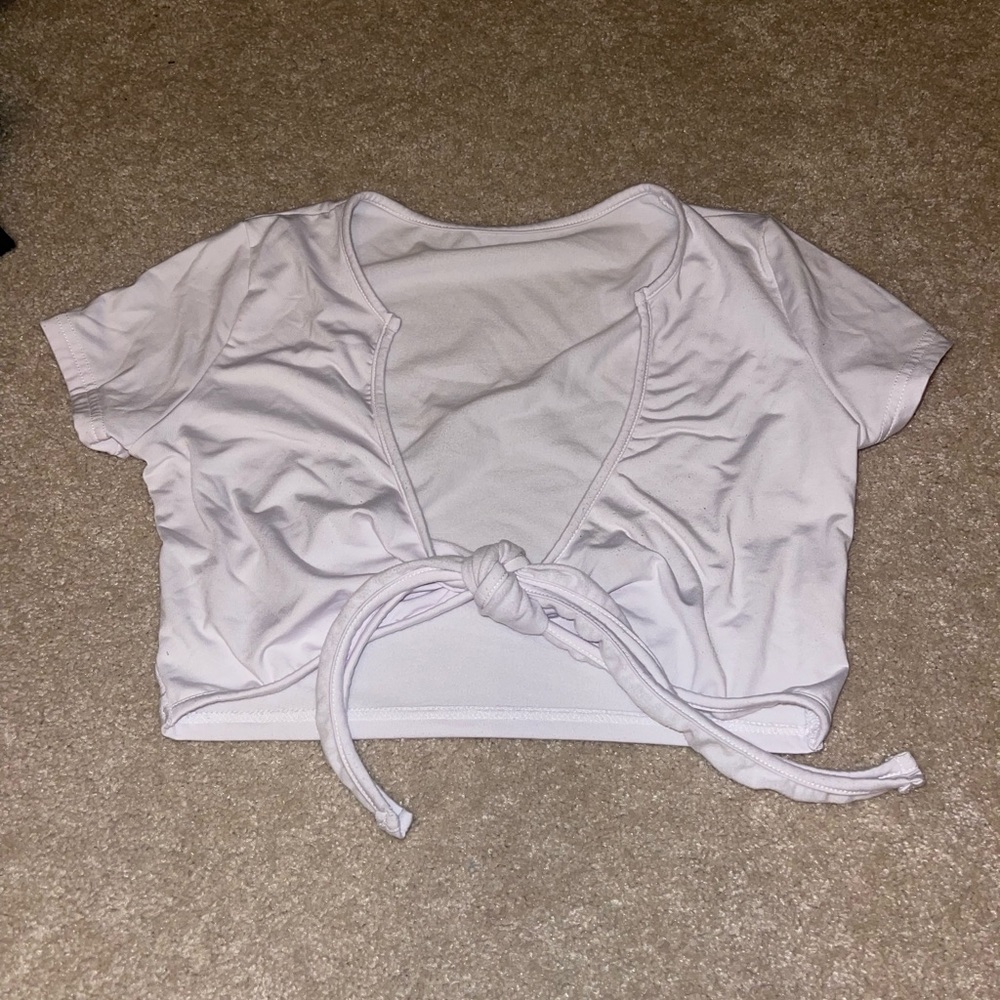White tied crop top!